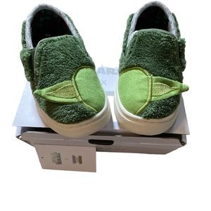 Toddler TOMS Star Wars Yoda